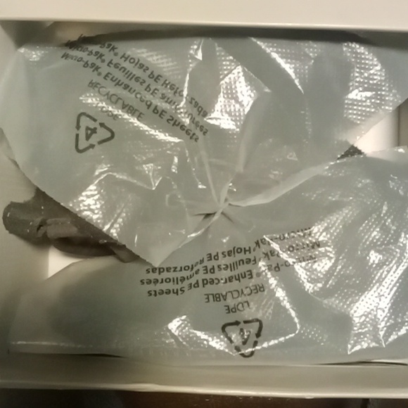 UGG boots - Picture 12 of 13